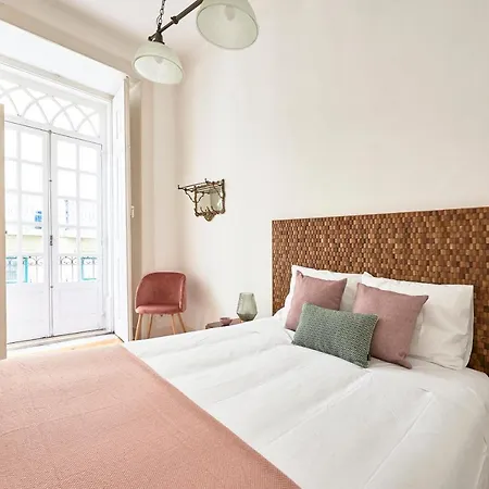 شقة Spacious In The Perfect Location, By Timecooler